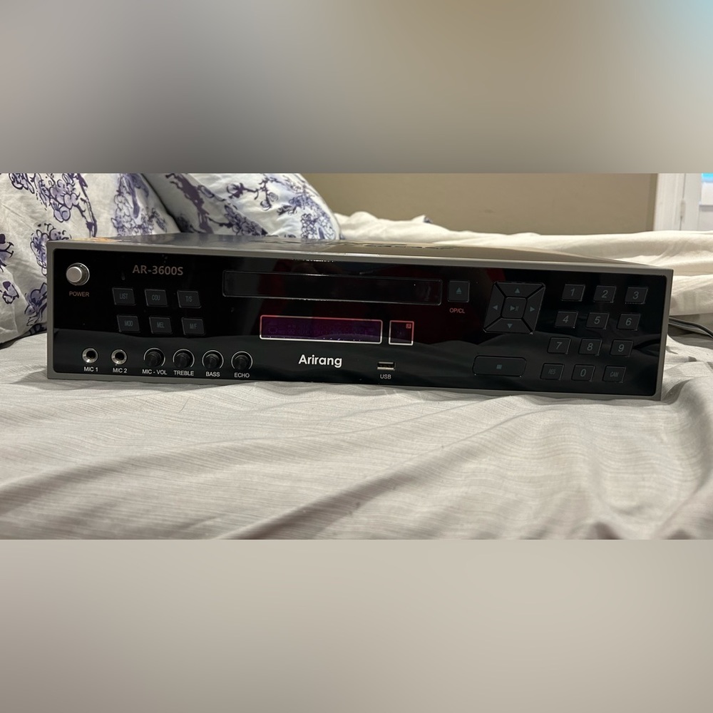 Arirang Karaoke and DVD Player